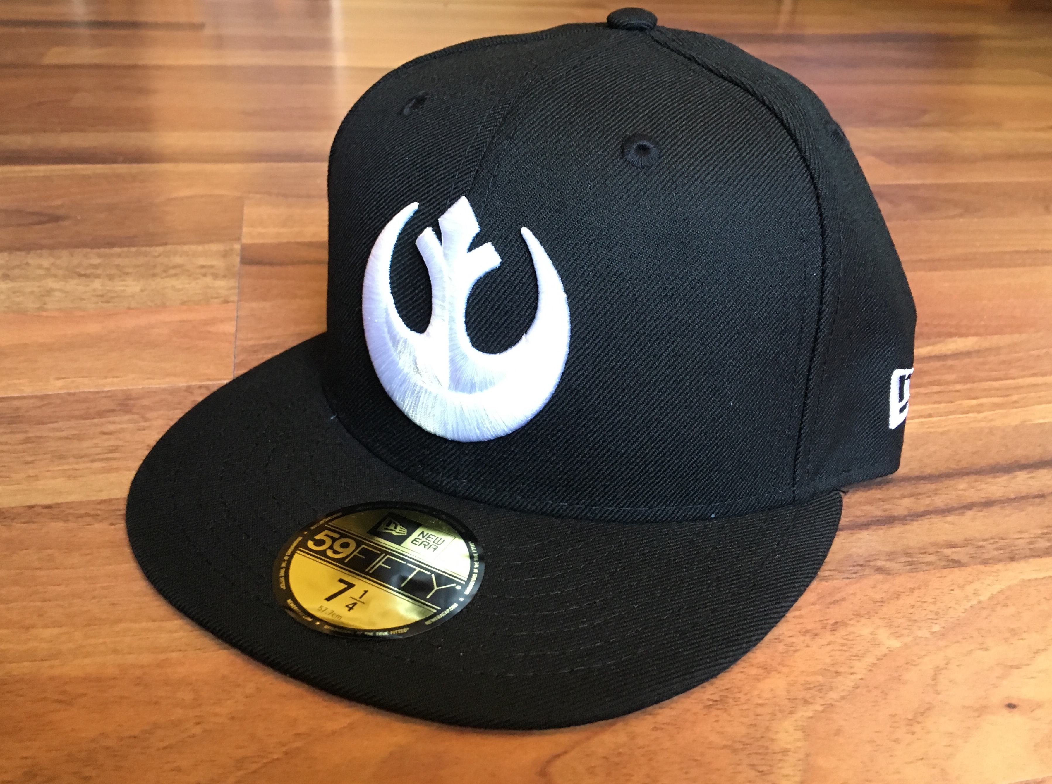 Star Wars Disney Licensed 59FIFTY fitted Cap Rebel Resistance Remember Alderan Black White von New Era Original Front