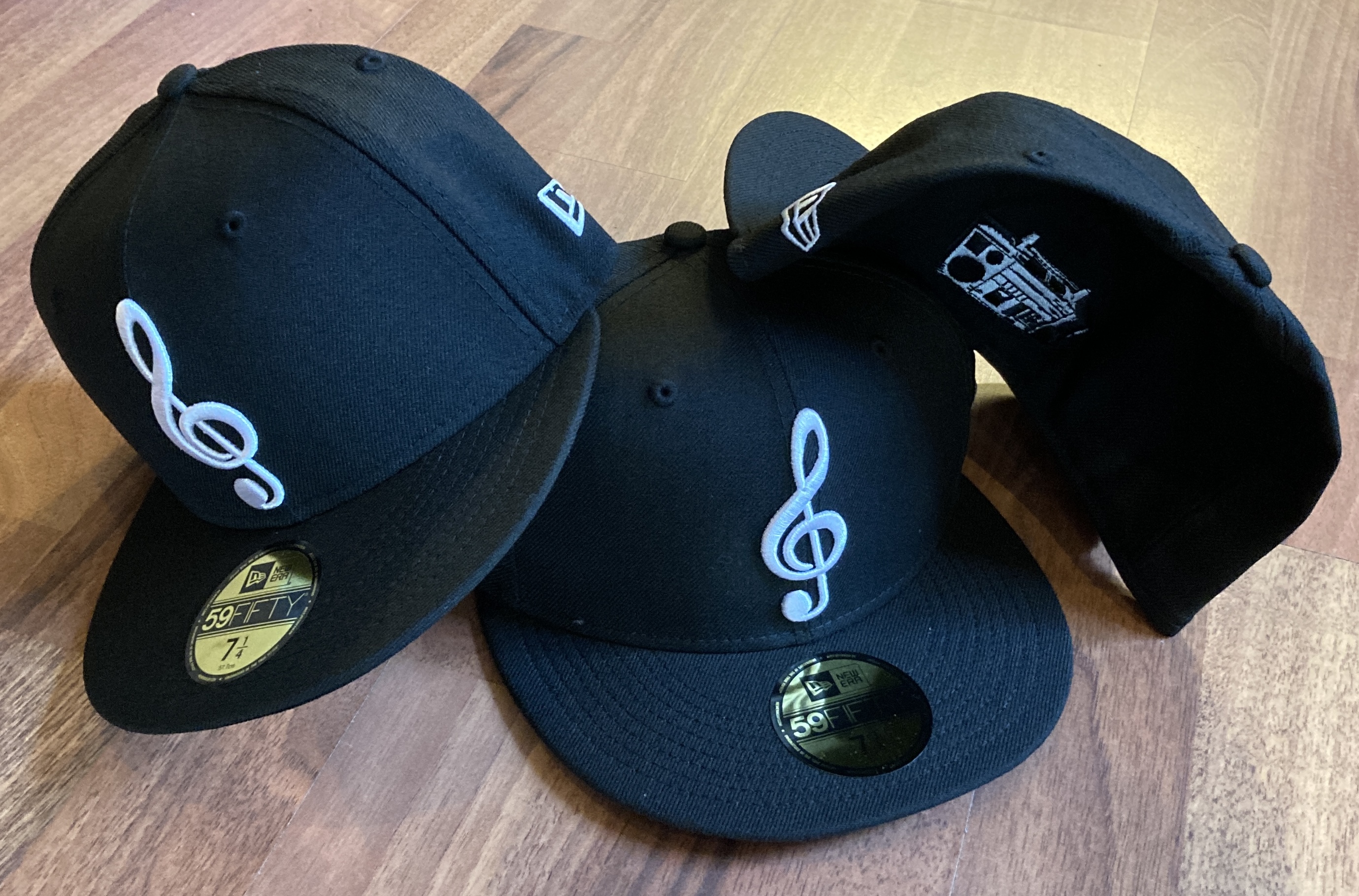 MANYSTYLES 59FIFTY Fitted exclusive Cap Music Note Black White GB with Ghettoblaster von New Era alternate 