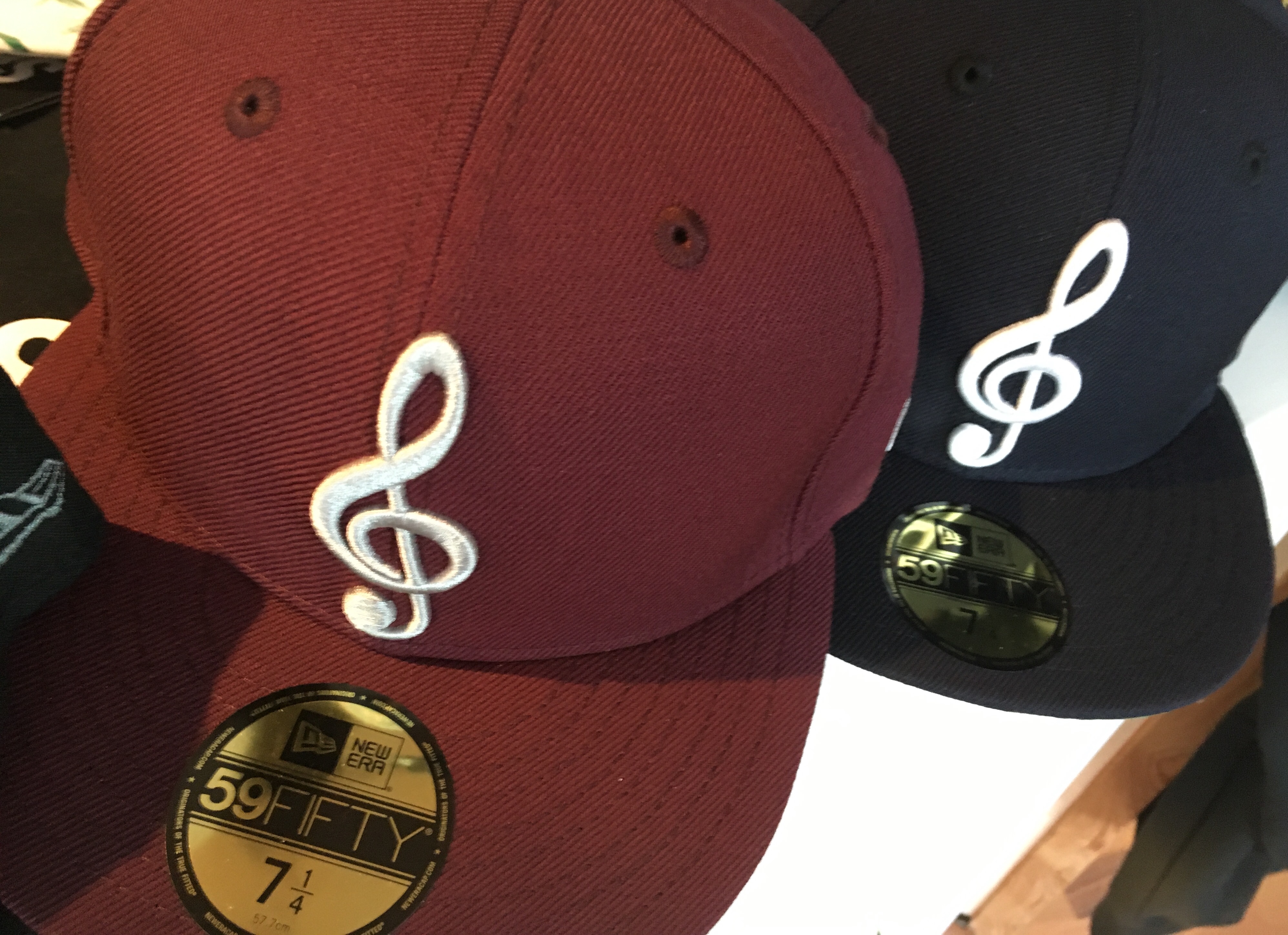 New Era 59FIFTY Unlicensed The Music Note exclusive Cap in Maroon Grey and Navy White