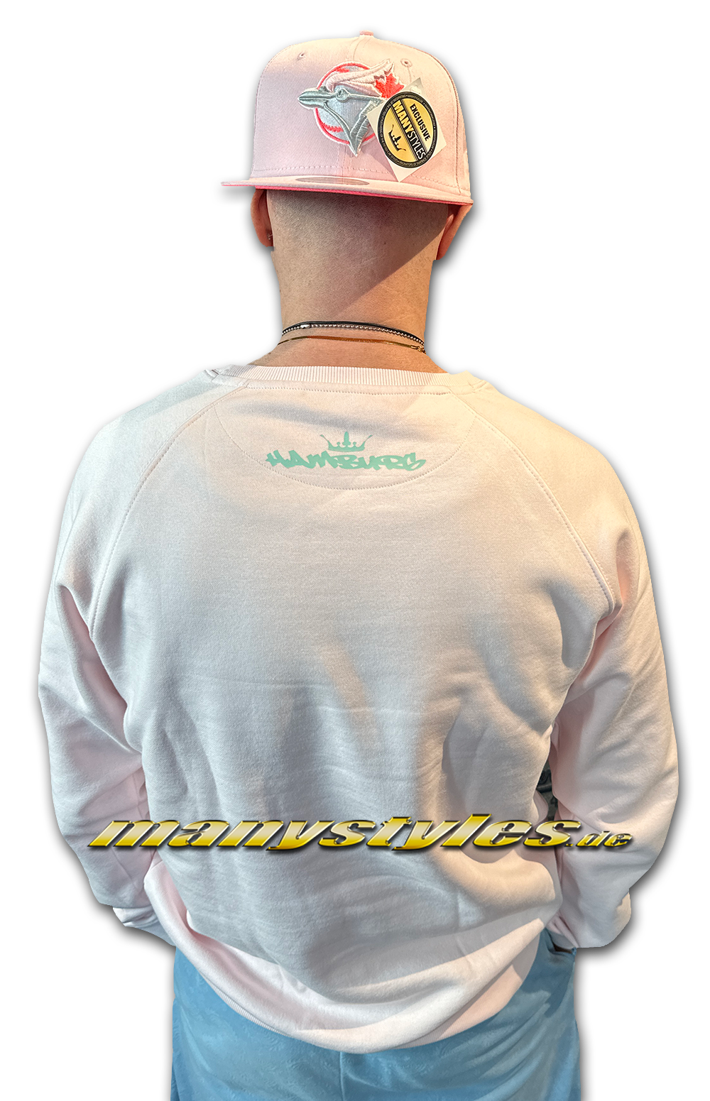 manystyles Survival of the Fittest Crown exclusive Crewneck Sweater in Bright White Baby Pink Pastell Clear Mint von Sol Alternate Backview