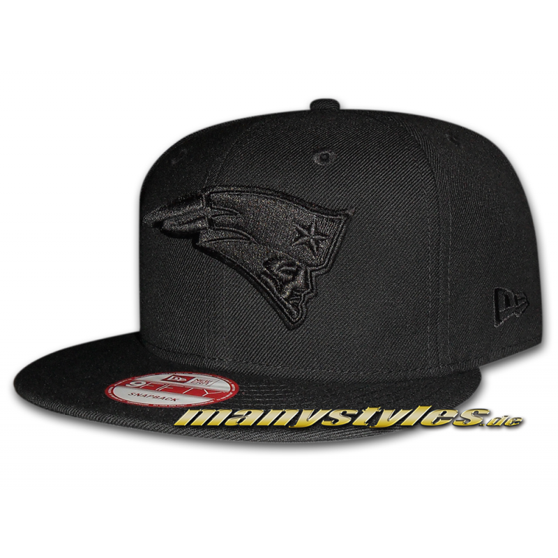 New England Patriots 9FIFTY NFL Black on Black exclusive Snapback Cap Special